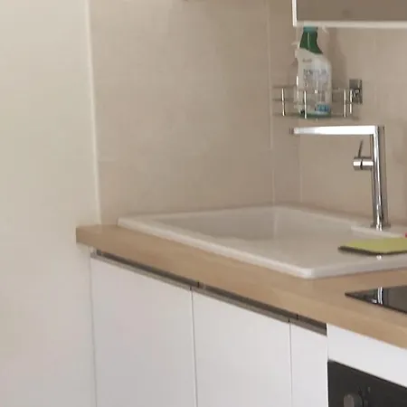 Apartamento With Casino And Beach, Center *