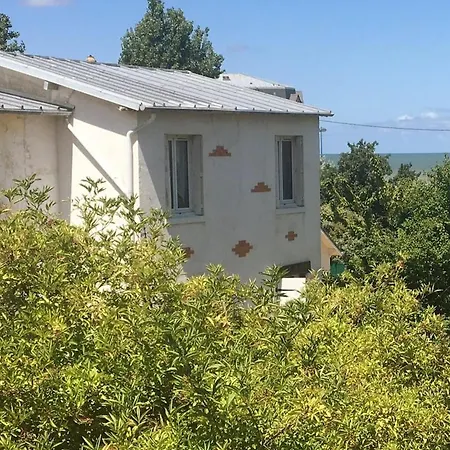 With Casino And Beach, Center Villers-sur-Mer