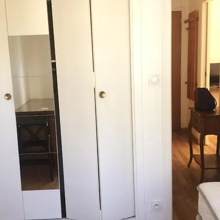 Apartamento With Casino And Beach, Center *
